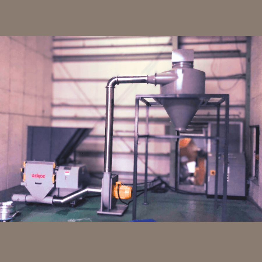 plasticengineering.co.jp